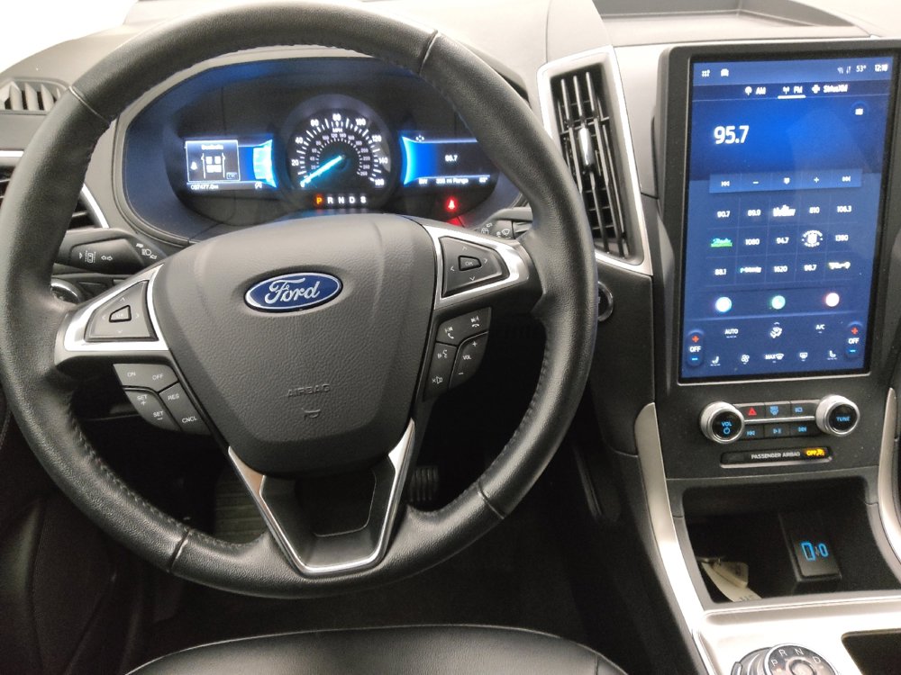 Used 2024 Ford Edge SEL image 22