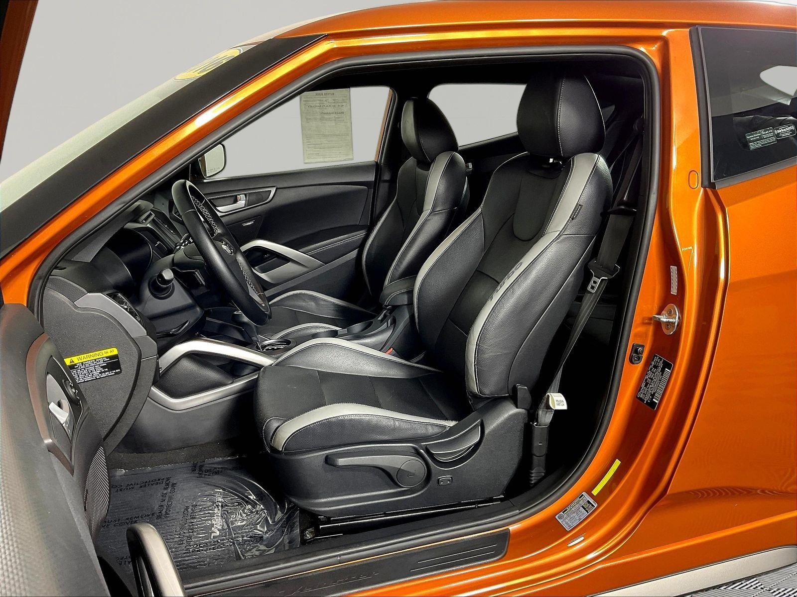 Used 2016 Hyundai Veloster Turbo FWD image 20