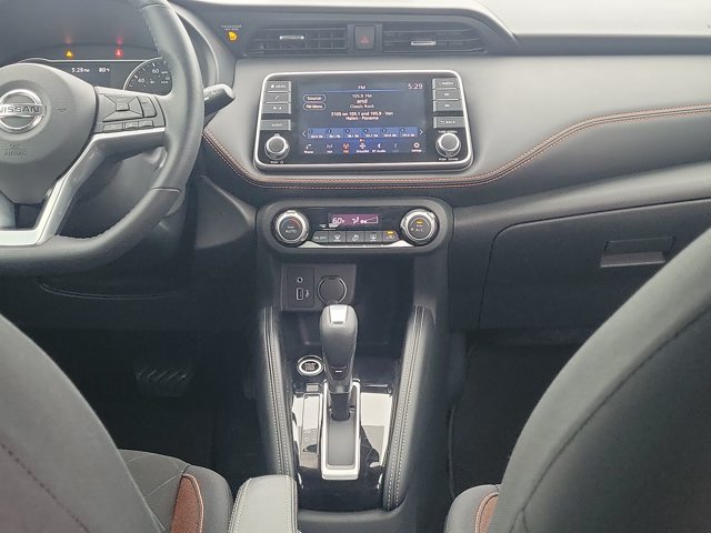 Used 2020 Nissan Kicks SR FWD image 5