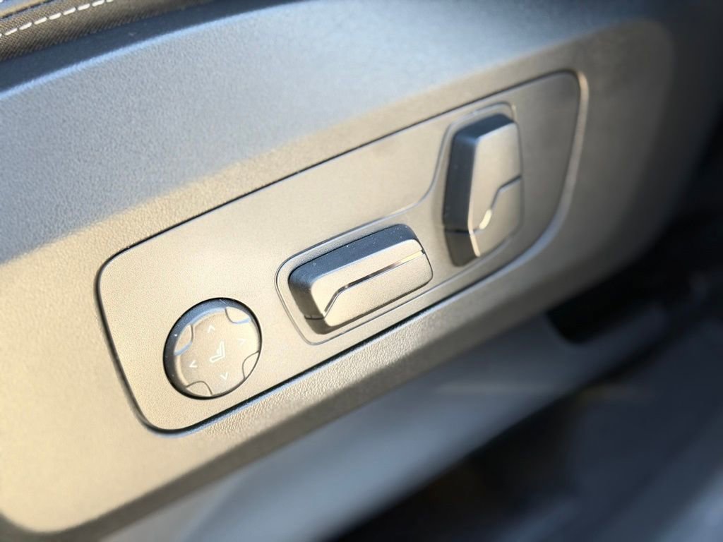 New 2026 BMW X1 xDrive28i w/ Convenience Package image 15