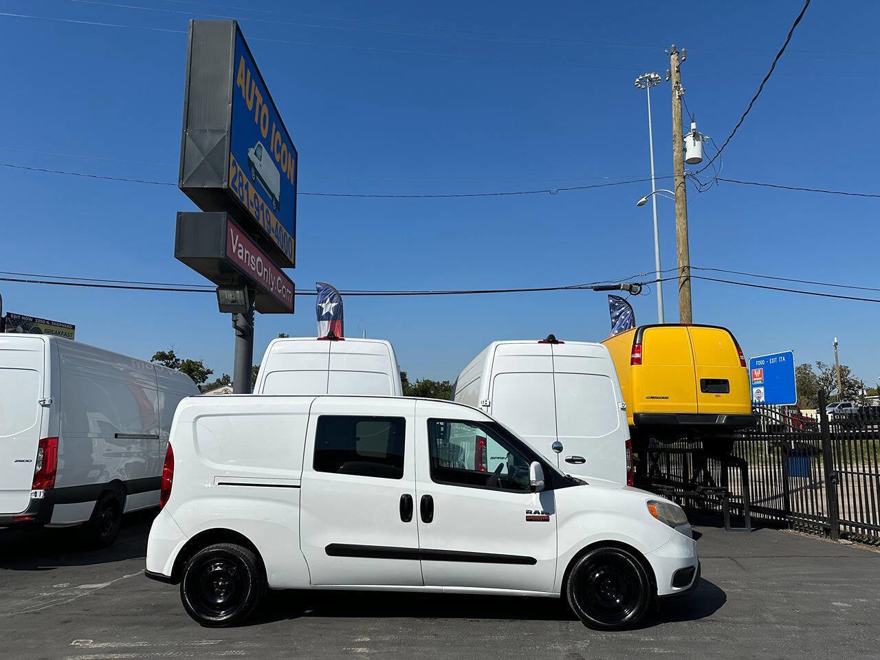 Used 2016 RAM ProMaster City Tradesman SLT w/ Rear Back-up Camera Group image 3