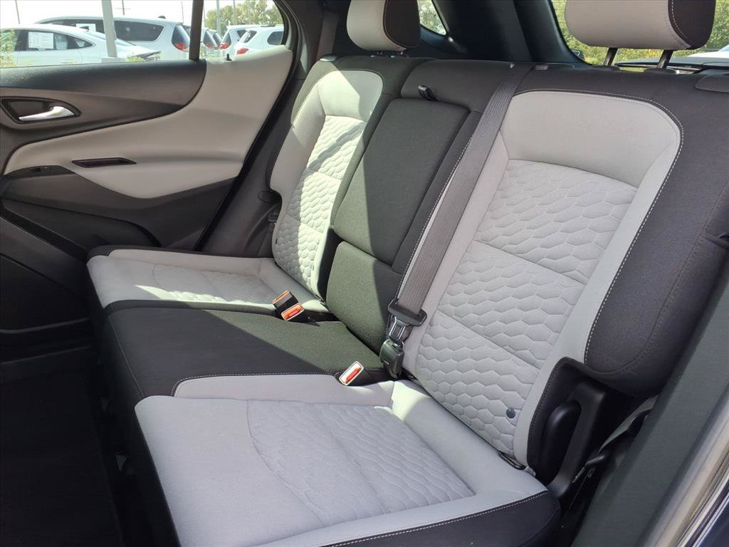Used 2021 Chevrolet Equinox LS FWD image 24