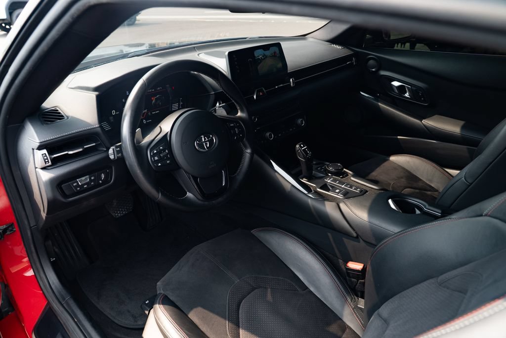 Used 2021 Toyota Supra w/ Safety & Technology Package RWD image 9