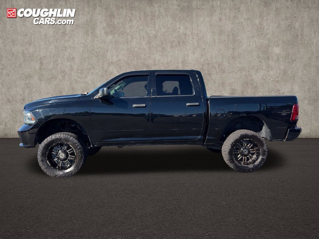 Used 2014 RAM 1500 Express w/ Black Ram 1500 Express Group AWD/4WD image 5