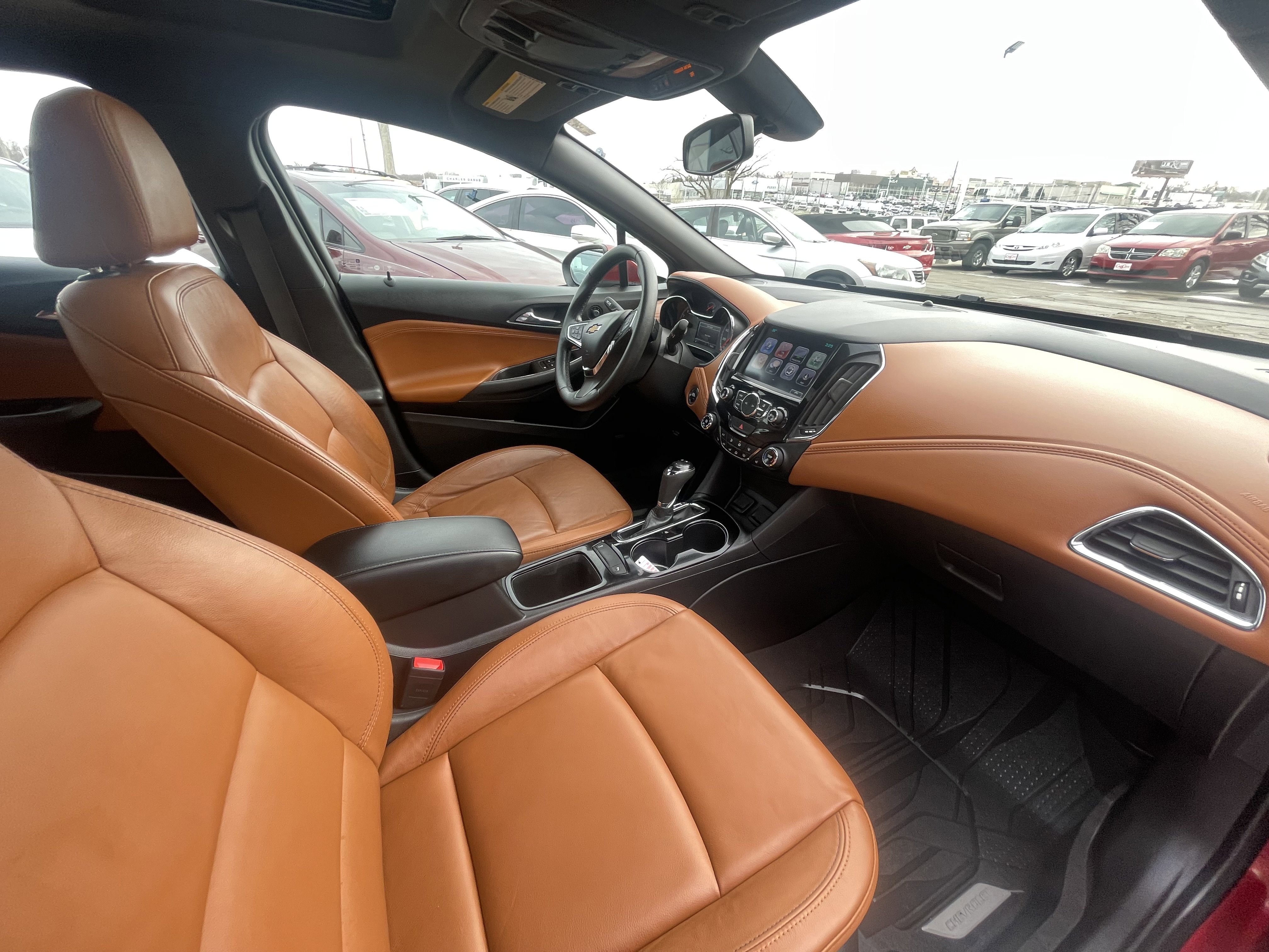 Used 2018 Chevrolet Cruze LT image 14