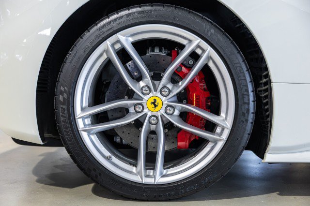Used 2018 Ferrari 488 Spider RWD image 48