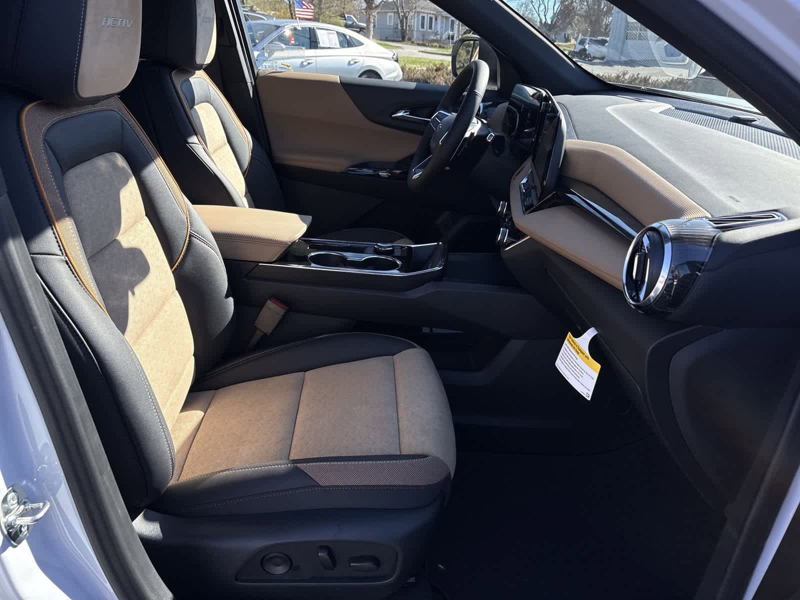 New 2026 Chevrolet Equinox ACTIV w/ Convenience Package III AWD/4WD image 27