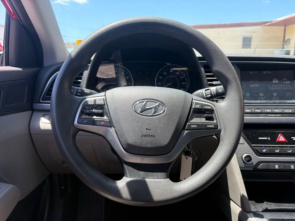 Used 2017 Hyundai Elantra SE FWD image 18