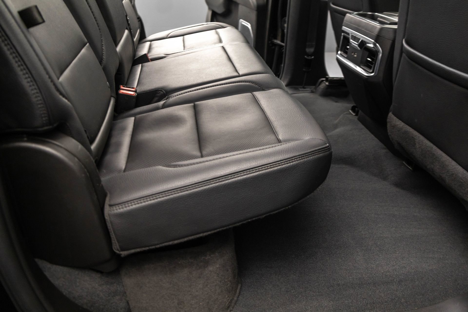 Used 2024 GMC Sierra 2500 Denali w/ Technology Package AWD/4WD image 37