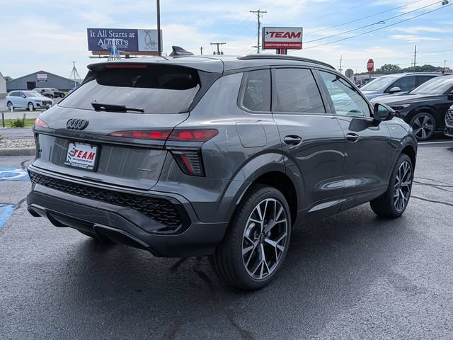 New 2026 Audi Q3 quattro 2.0T AWD/4WD image 5