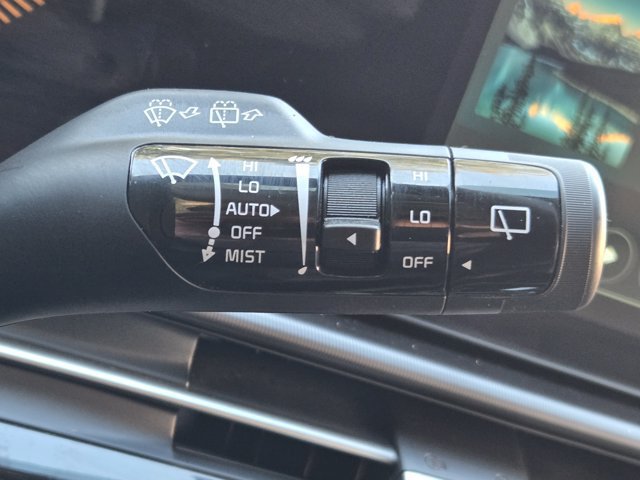 Certified 2026 Kia Sportage EX FWD image 35