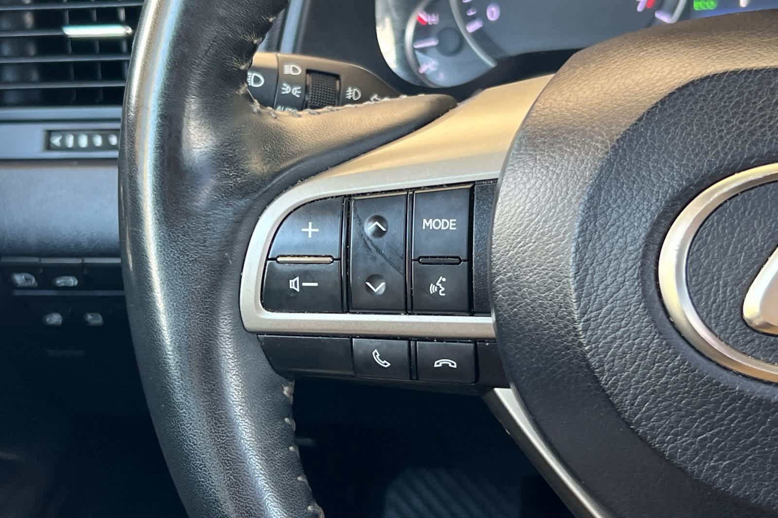 Used 2019 Lexus RX 350 FWD w/ Navigation Package image 27