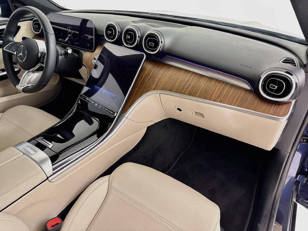 Used 2024 Mercedes-Benz C 300 4MATIC Sedan image 30