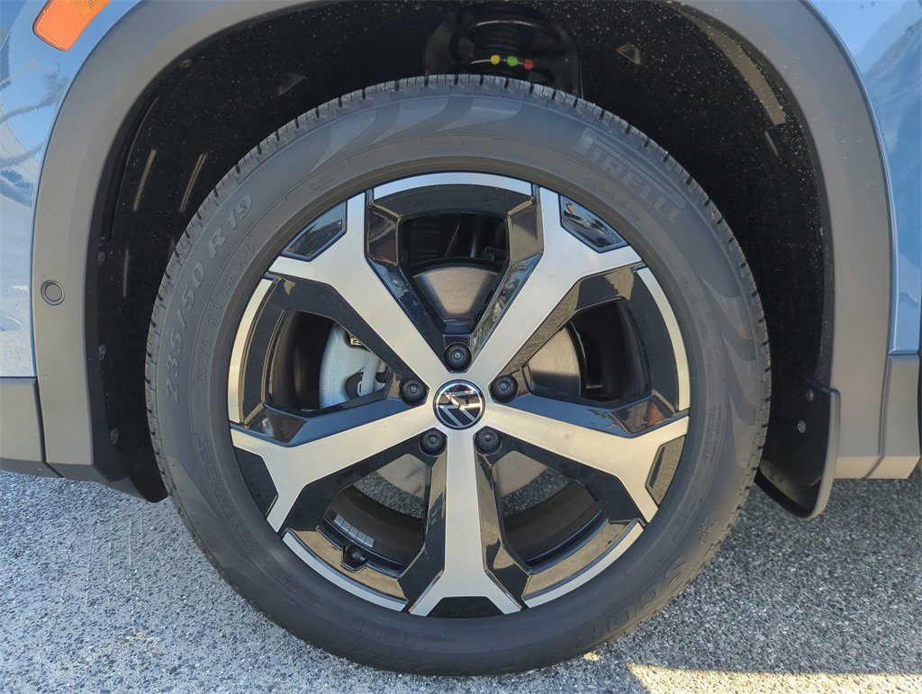 New 2026 Volkswagen Tiguan SE image 45