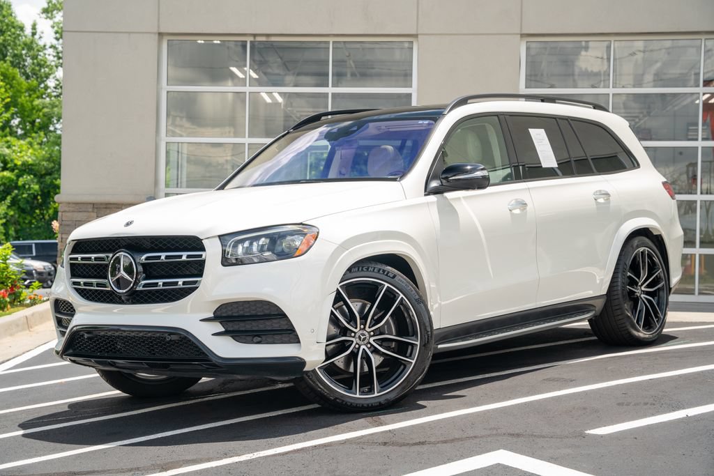 Used 2023 Mercedes-Benz GLS 580 4MATIC image 2