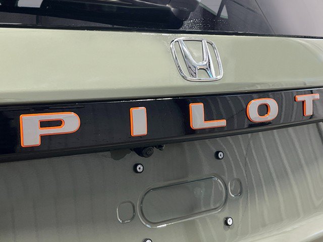 New 2026 Honda Pilot TrailSport image 8