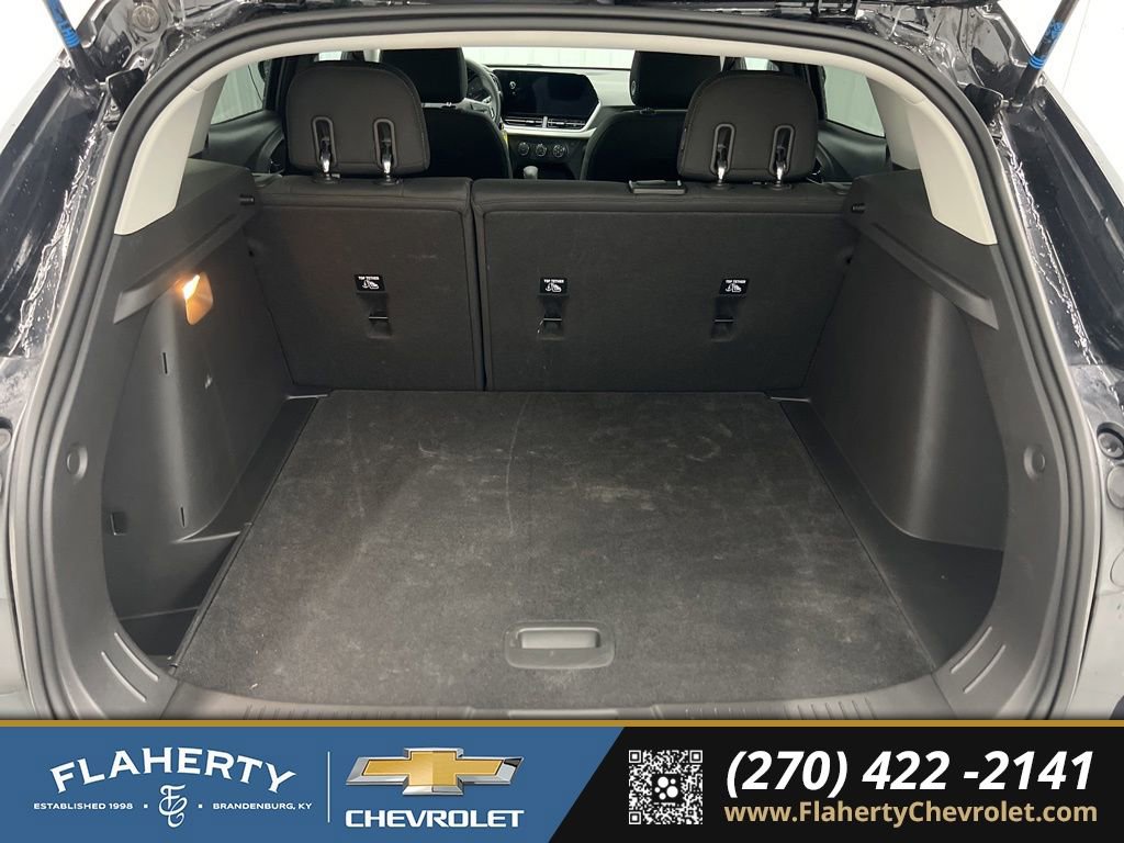 Used 2024 Chevrolet Trax LS w/ LS Convenience Package image 19