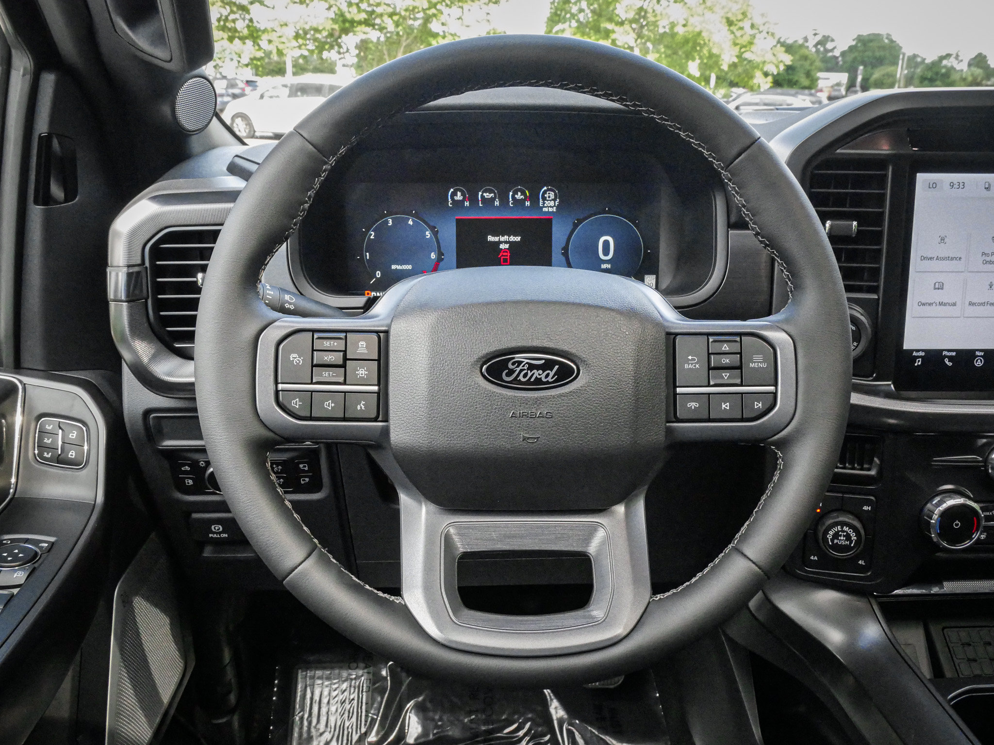 Used 2026 Ford F150 Lariat w/ Equipment Group 502A High AWD/4WD image 18