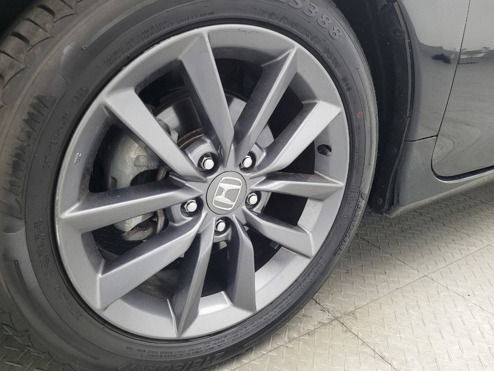 Used 2019 Honda Civic EX image 31