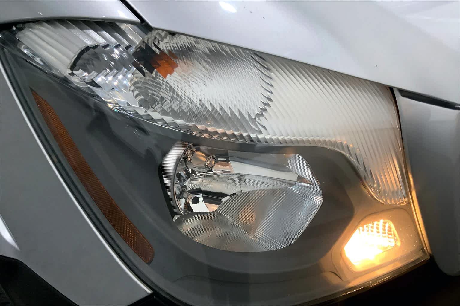 Used 2017 Mercedes-Benz Sprinter 2500 image 28