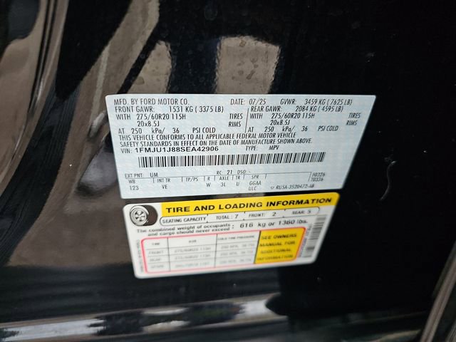 Used 2025 Ford Expedition Active image 20