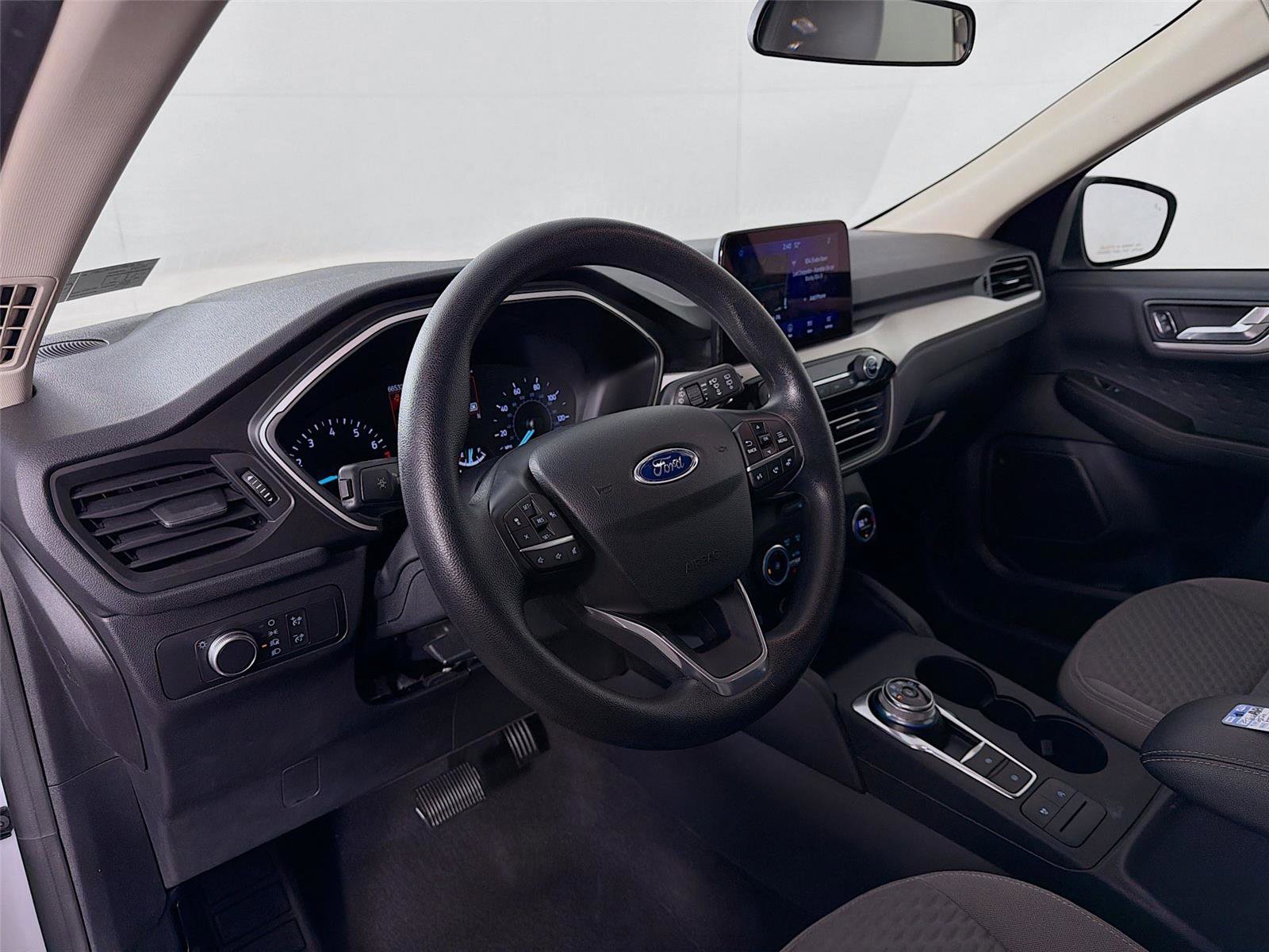 Used 2020 Ford Escape SE AWD/4WD image 9
