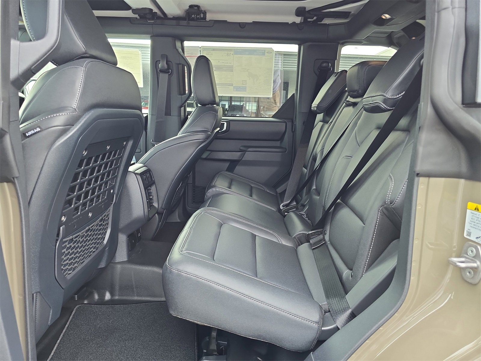 New 2025 Ford Bronco Badlands image 12