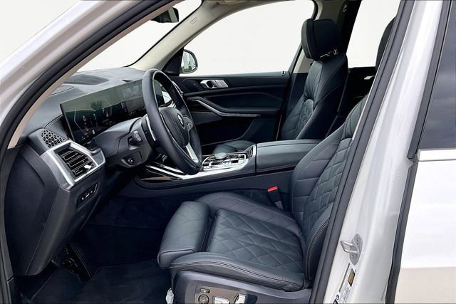 Used 2026 BMW X7 xDrive40i image 26