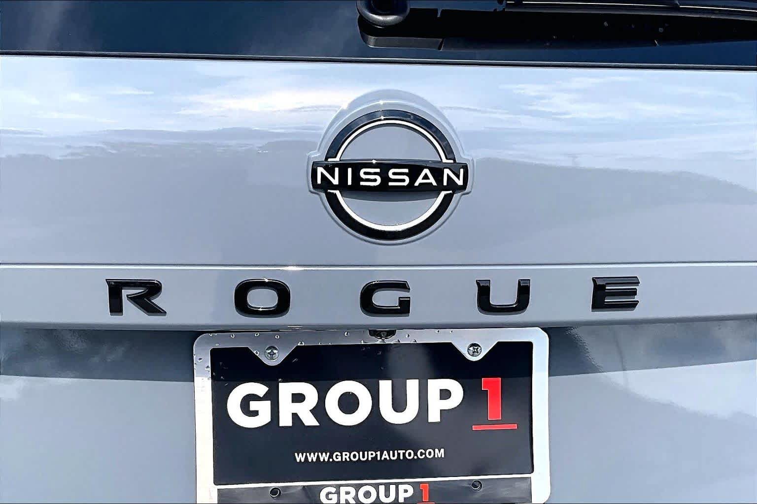 New 2026 Nissan Rogue Dark Armor AWD/4WD image 8