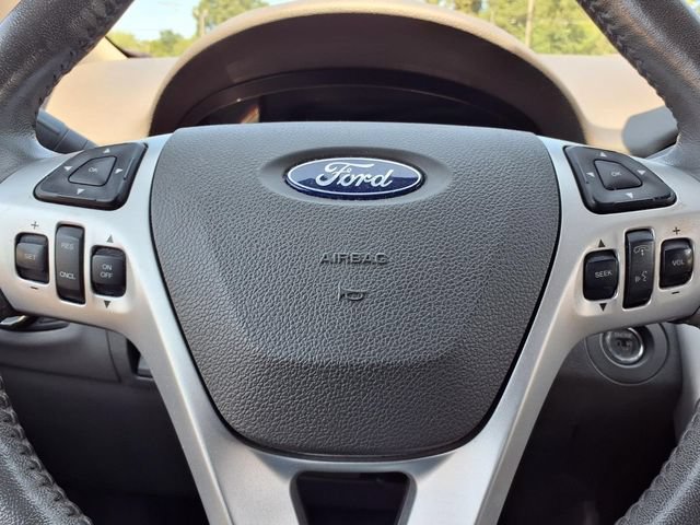 Used 2013 Ford Edge Limited w/ Driver Entry Pkg FWD image 16