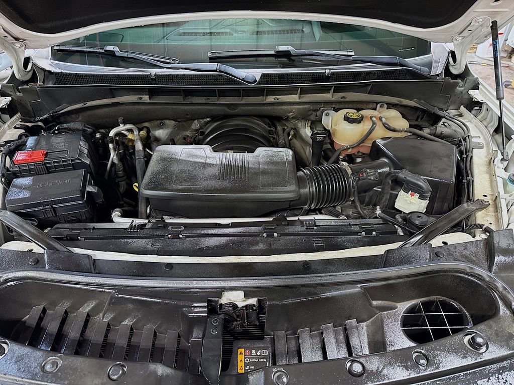 Used 2023 GMC Yukon Denali Ultimate AWD/4WD image 34