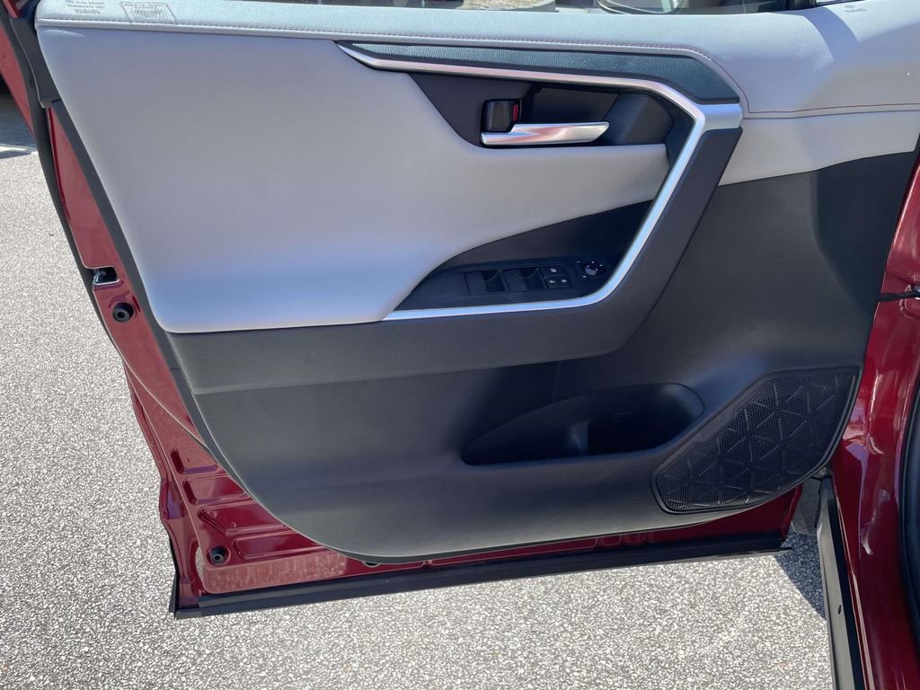 Used 2019 Toyota RAV4 Adventure image 15