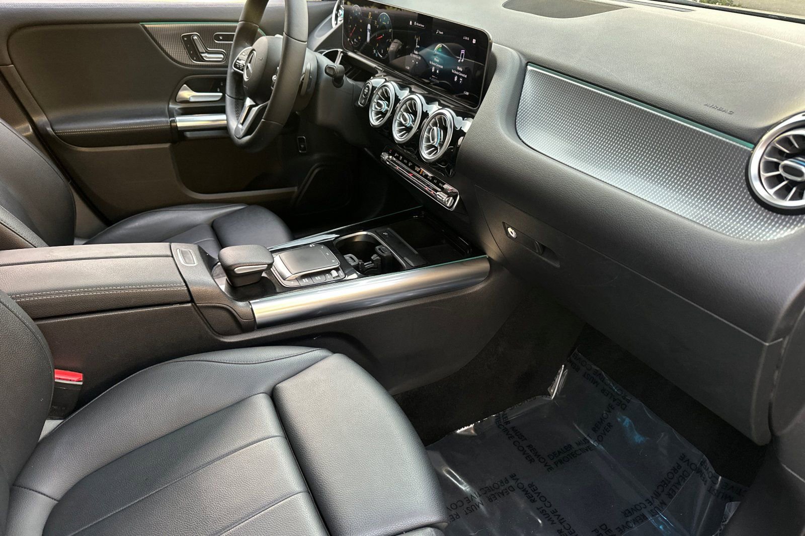 Used 2021 Mercedes-Benz GLA 250 4MATIC image 14