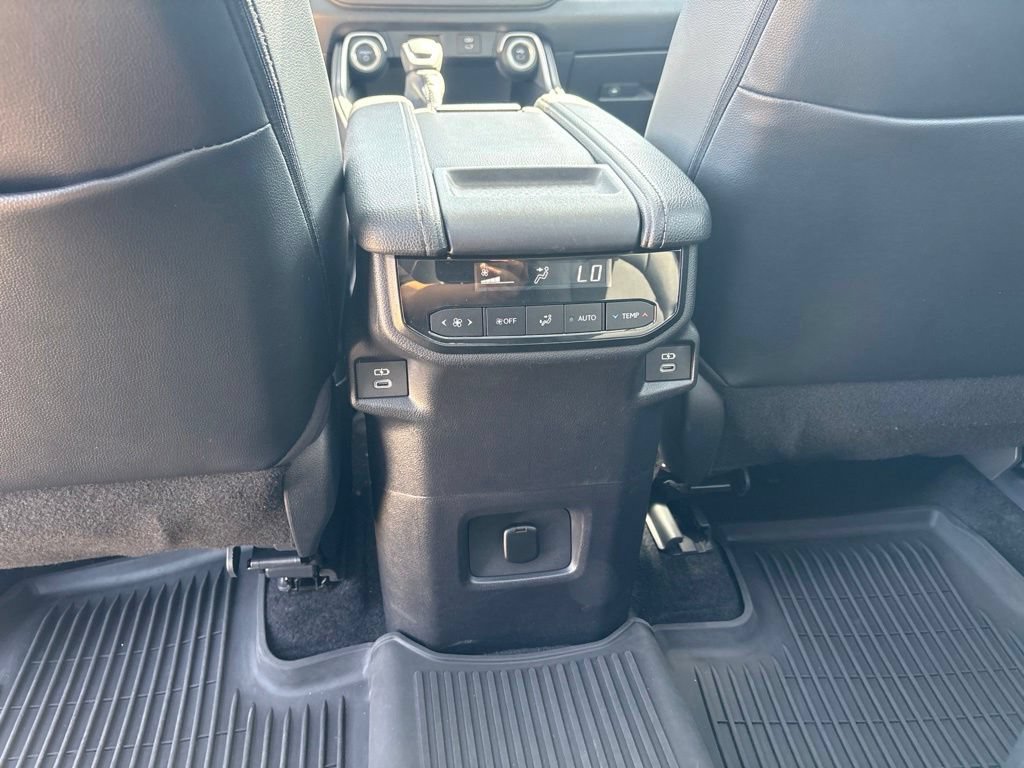 Used 2025 Toyota Grand Highlander AWD Hybrid image 23