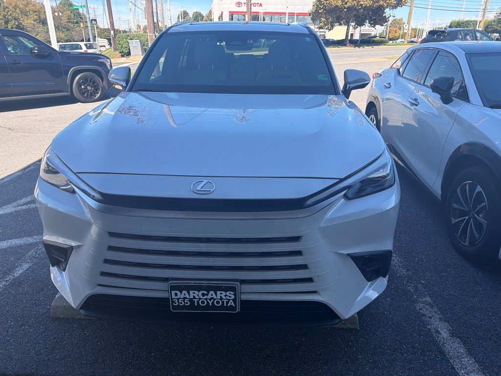 Used 2025 Lexus TX 350 AWD w/ Technology Package image 2