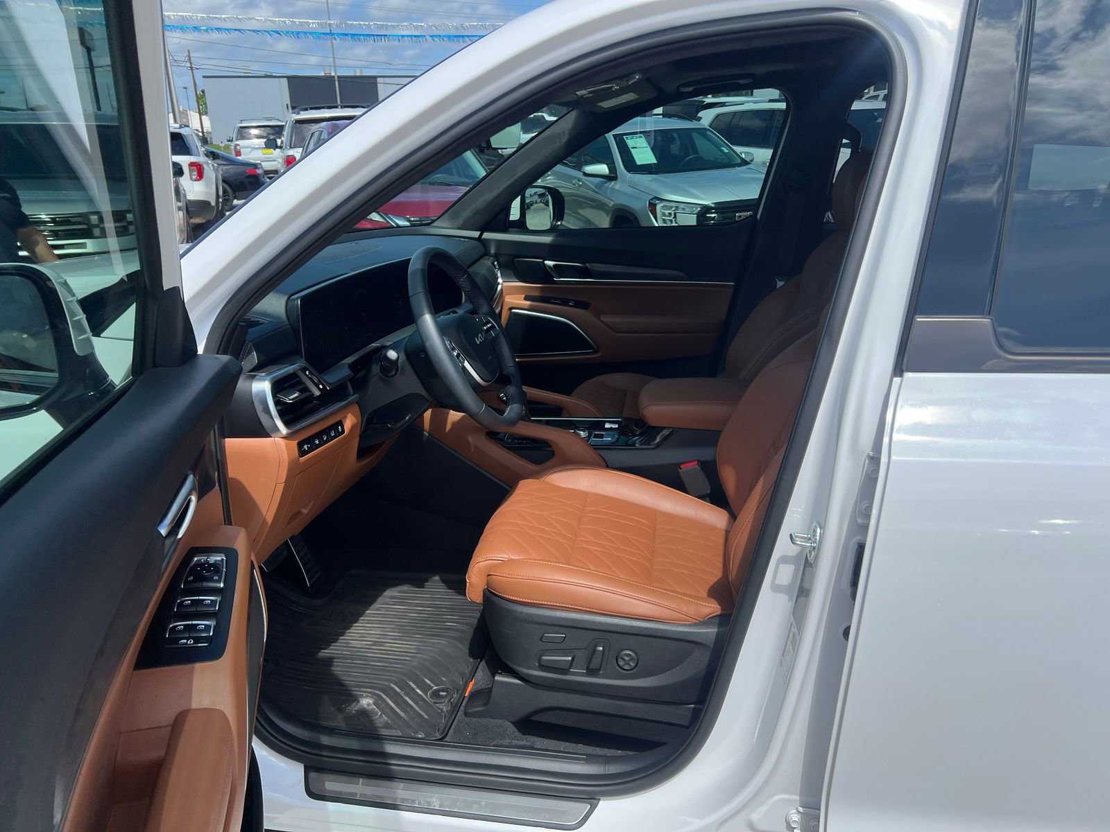 Used 2025 Kia Telluride SX Prestige X-Line AWD/4WD image 9