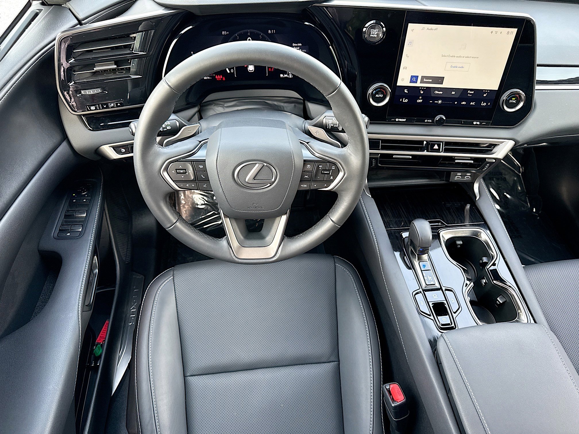 Used 2025 Lexus RX 350 FWD image 17
