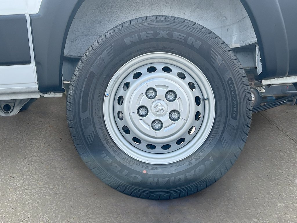 New 2026 RAM ProMaster 1500 w/ Convenience Group FWD image 25