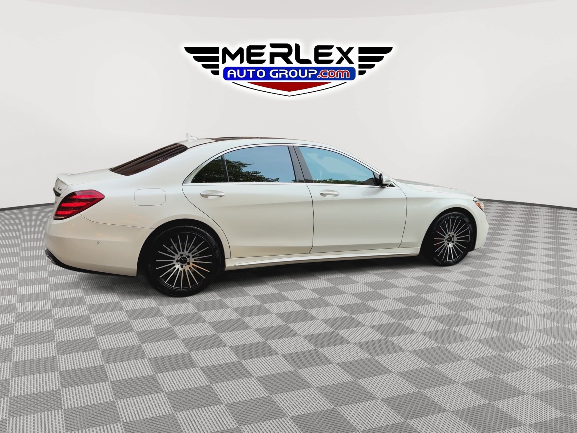 Used 2019 Mercedes-Benz S 560 4MATIC Sedan image 8