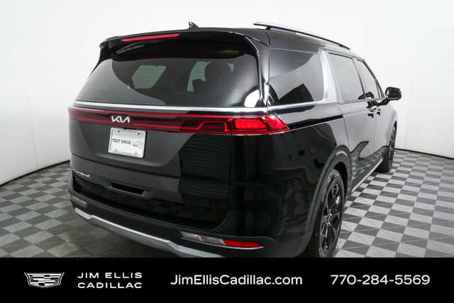 Used 2022 Kia Carnival SX Prestige image 3