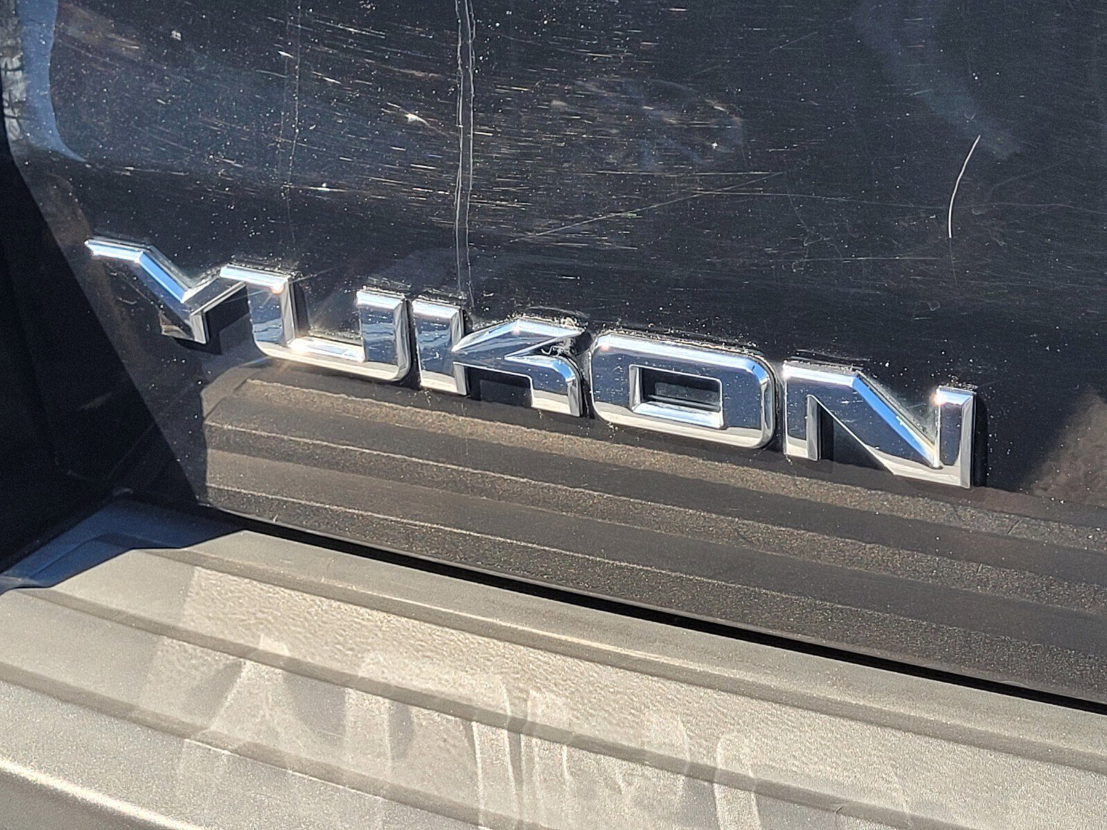 Used 2020 GMC Yukon SLT w/ Premium Edition image 27