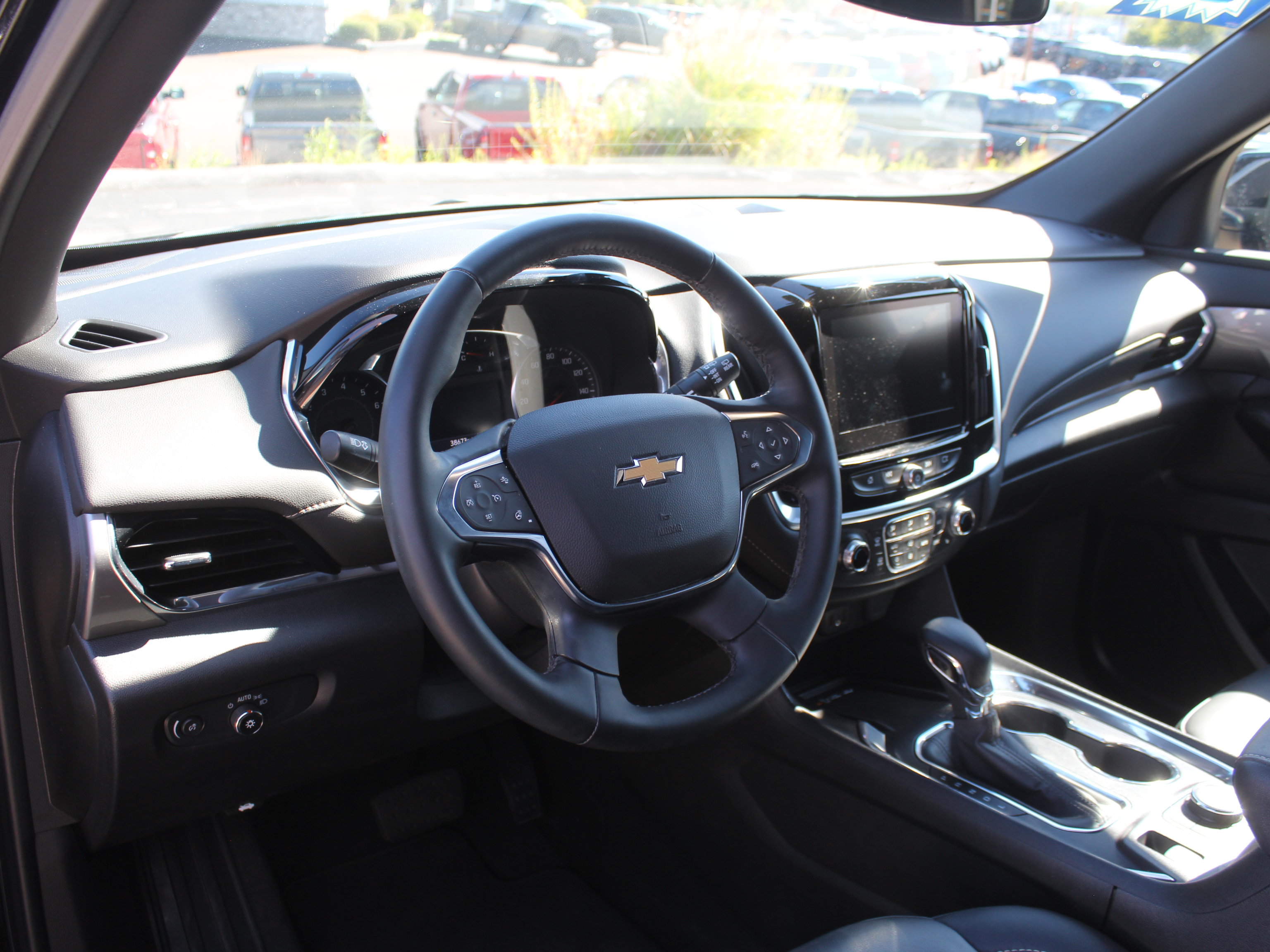 Certified 2023 Chevrolet Traverse LT AWD/4WD image 14
