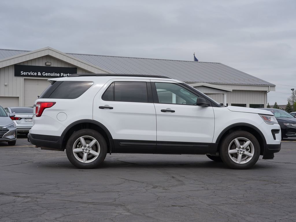 Used 2018 Ford Explorer 4WD image 2