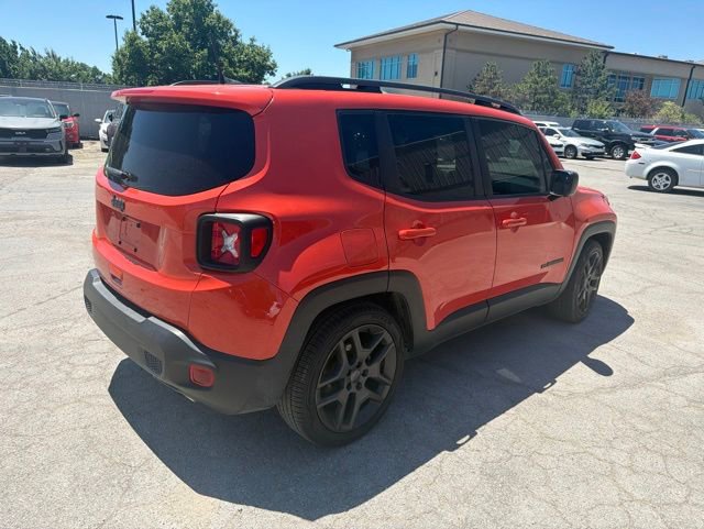 Used 2021 Jeep Renegade Latitude w/ Convenience Group FWD image 4