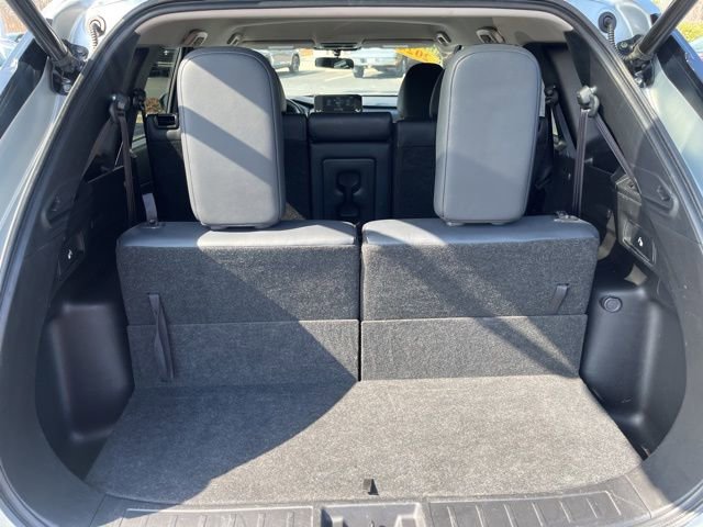 Used 2024 Mitsubishi Outlander SE Black Edition image 8