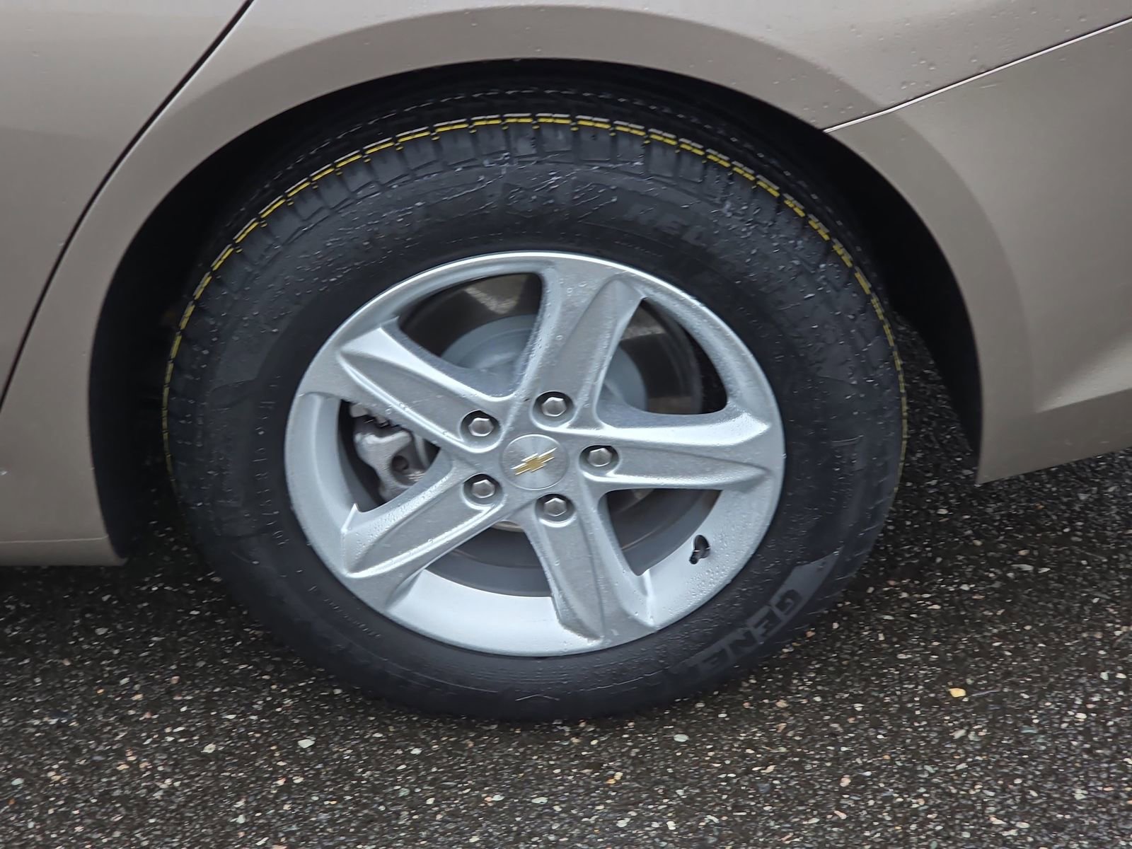 Used 2024 Chevrolet Malibu LT image 39