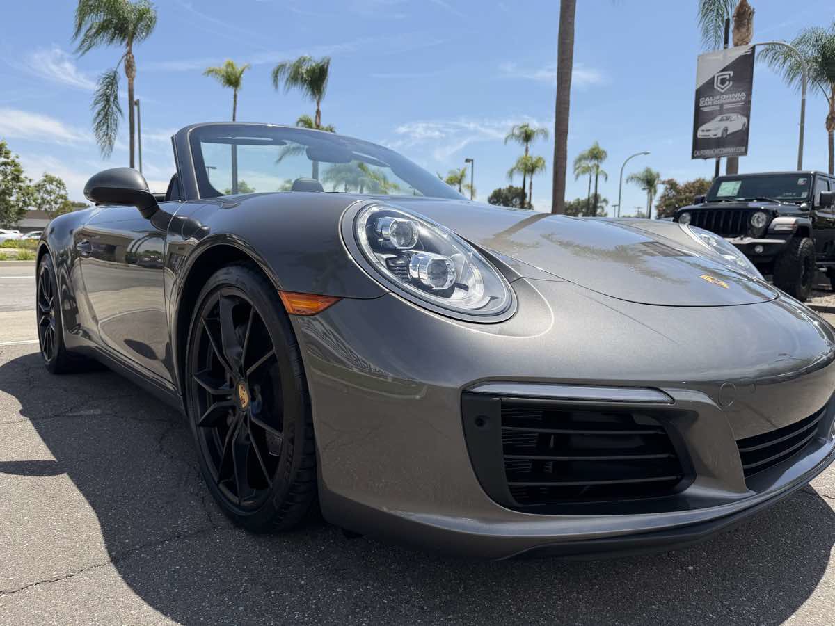 Used 2019 Porsche 911 Carrera RWD image 16