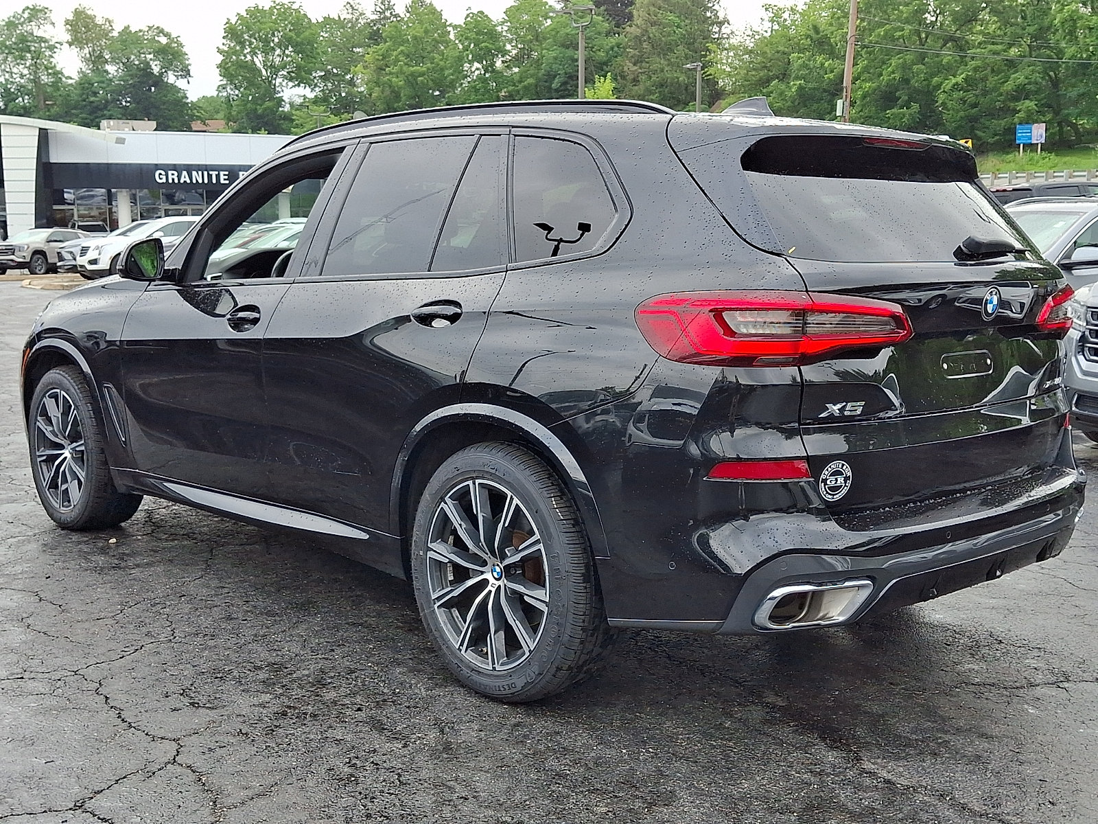 Used 2019 BMW X5 xDrive40i w/ M Sport Package AWD/4WD image 4