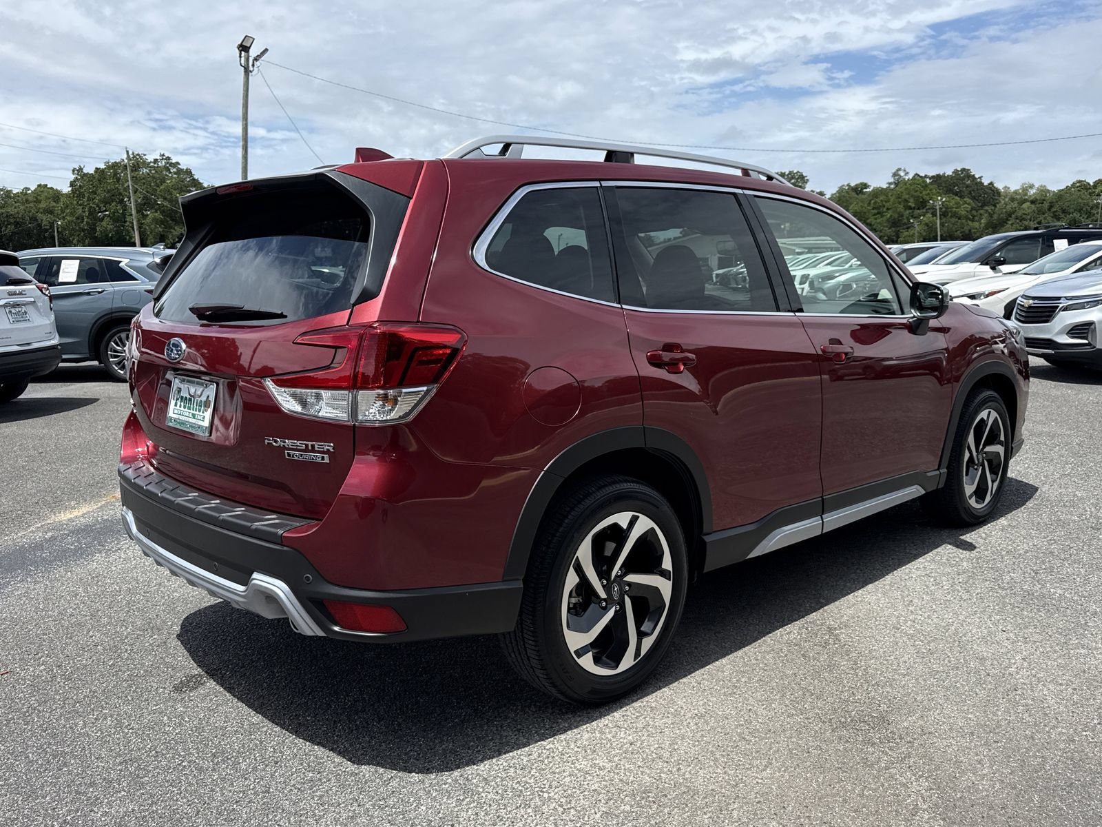 Used 2023 Subaru Forester Touring AWD/4WD image 5