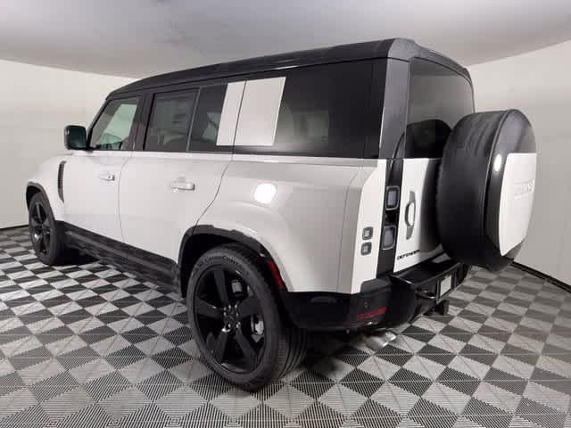 New 2026 Land Rover Defender 110 X-Dynamic SE AWD/4WD image 4